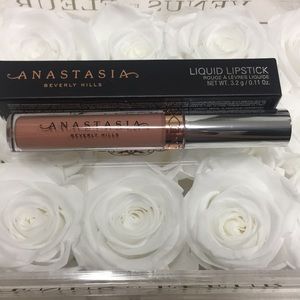 NEW, Anastasia Liquid Lipstick in Stripped